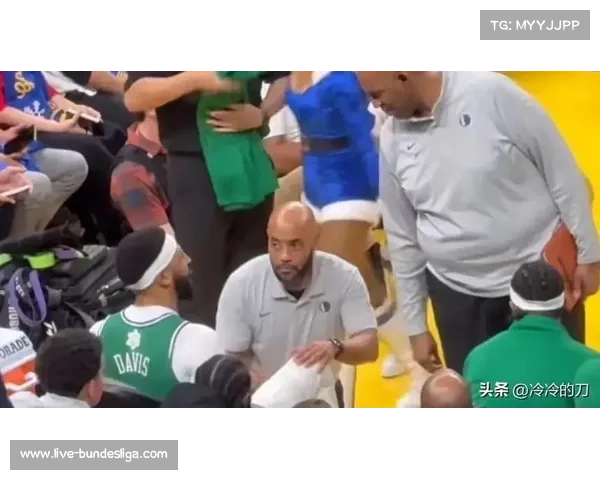 浓眉交易加速伤病障碍，四队哄抢陷阱